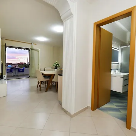 Apartment C'est La Sea *