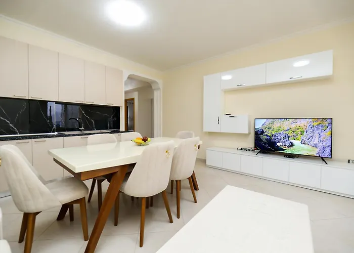 C'est La Sea Appartement Vlorë